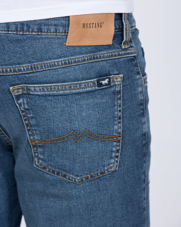Mustang Tramper Straight Fit Tall Jeans (mid wash)