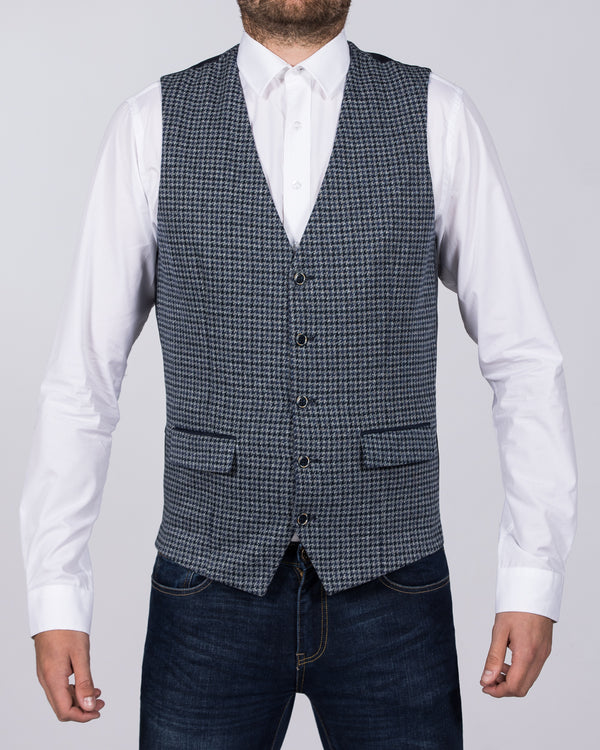 Skopes Gillis Slim Fit Tall Waistcoat (navy/grey check)